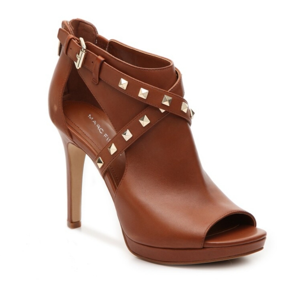 Marc Fisher Mahiya platform sandal size 7.5